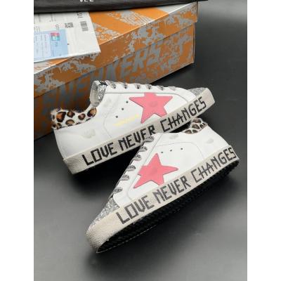 Golden Goose Super-Star Kadın Sneaker - Pembe Yıldızlı, Simli ve Love Never Changes Beyaz Deri Ayakkabı